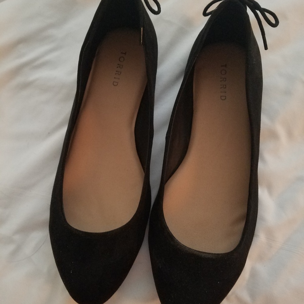 Black lace-up back Flats
